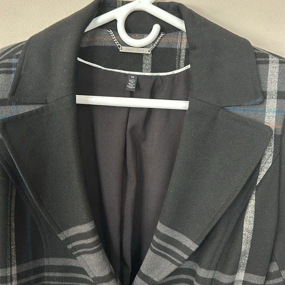 Jacket - Picture 2 of 4